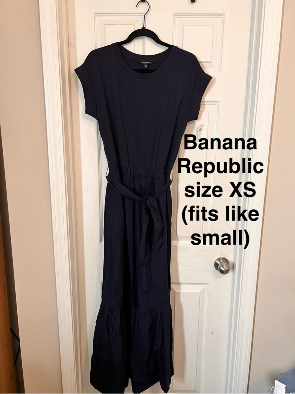 Banana Republic Navy Crewneck Top